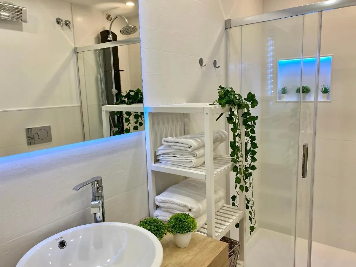 Suite Breeze - Private Heated Pool Málaga Lejlighed